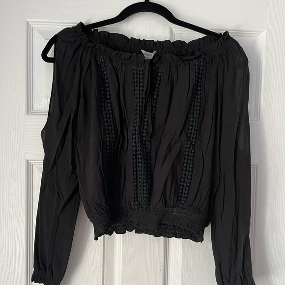 Black top from M boutique - Picture 1 of 2